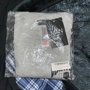 Men’s Graphic T-Shirt. Size Medium